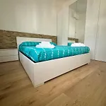Zenzone House Apartment